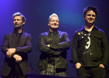OAKLAND, CA - FEBRUARY 19:  (L - R) Mike Dirnt, Tre Cool, and Billie Joe Armstrong of Green Day attend a Tribute to Green Day's Dookie at the Fox Theater on February 19, 2016 in Oakland, California.  (Photo by Tim Mosenfelder/Getty Images)