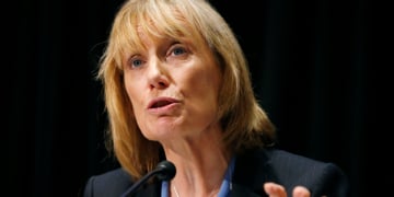 maggie hassan