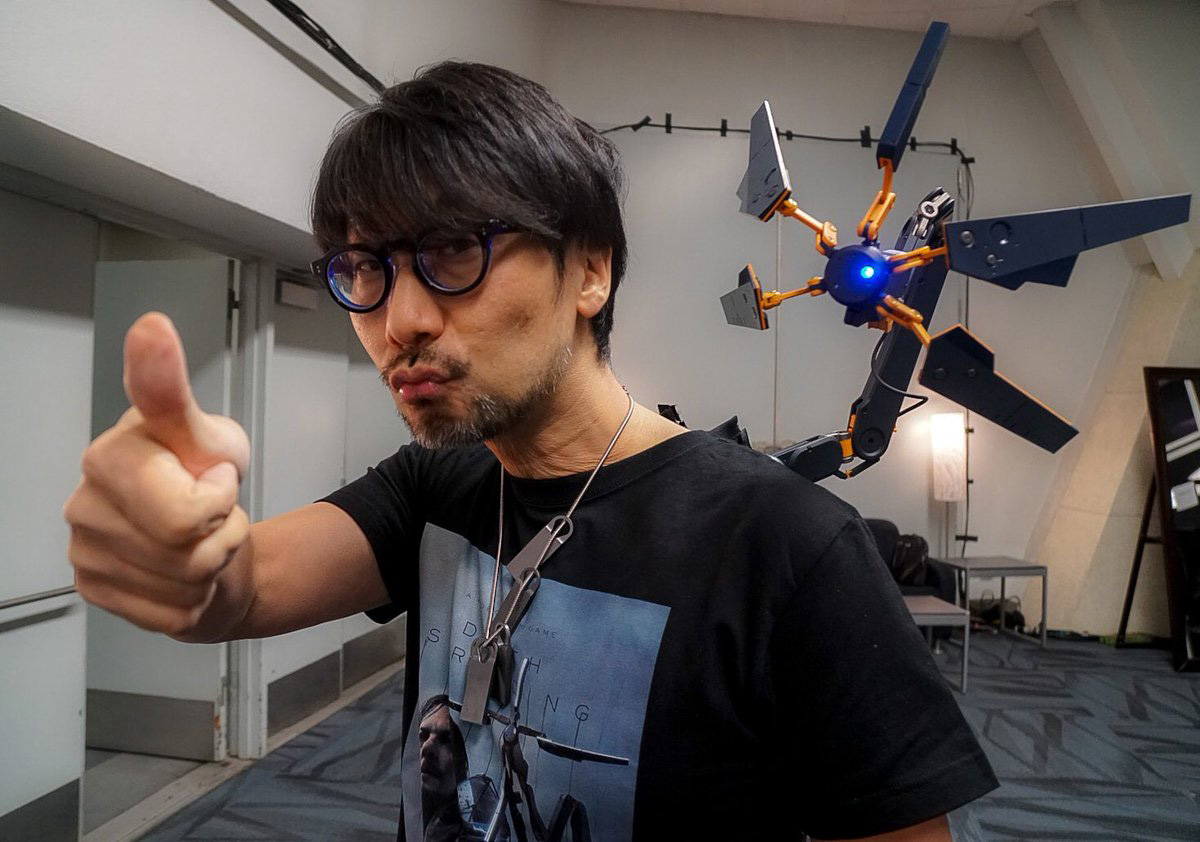Hideo Kojima PSX 2017 antenna replica