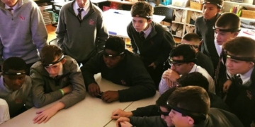 focus headband in classroom 720x720