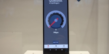 147251 phones news say hello to the first sony xperia 5g smartphone image1 wzflxxwhgd