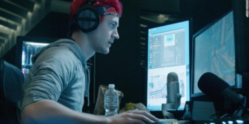 181224144529 ninja playing fortnite exlarge 169