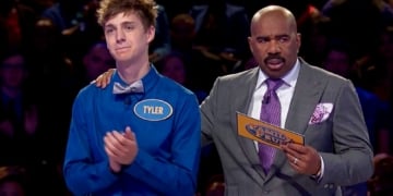 Ninja Family Feud Steve Harvey Celbrity