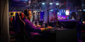 ilustrasi gamers e1570638751686