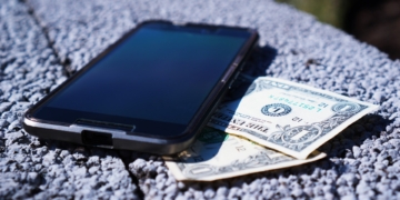 mobile phone 1595731 1920