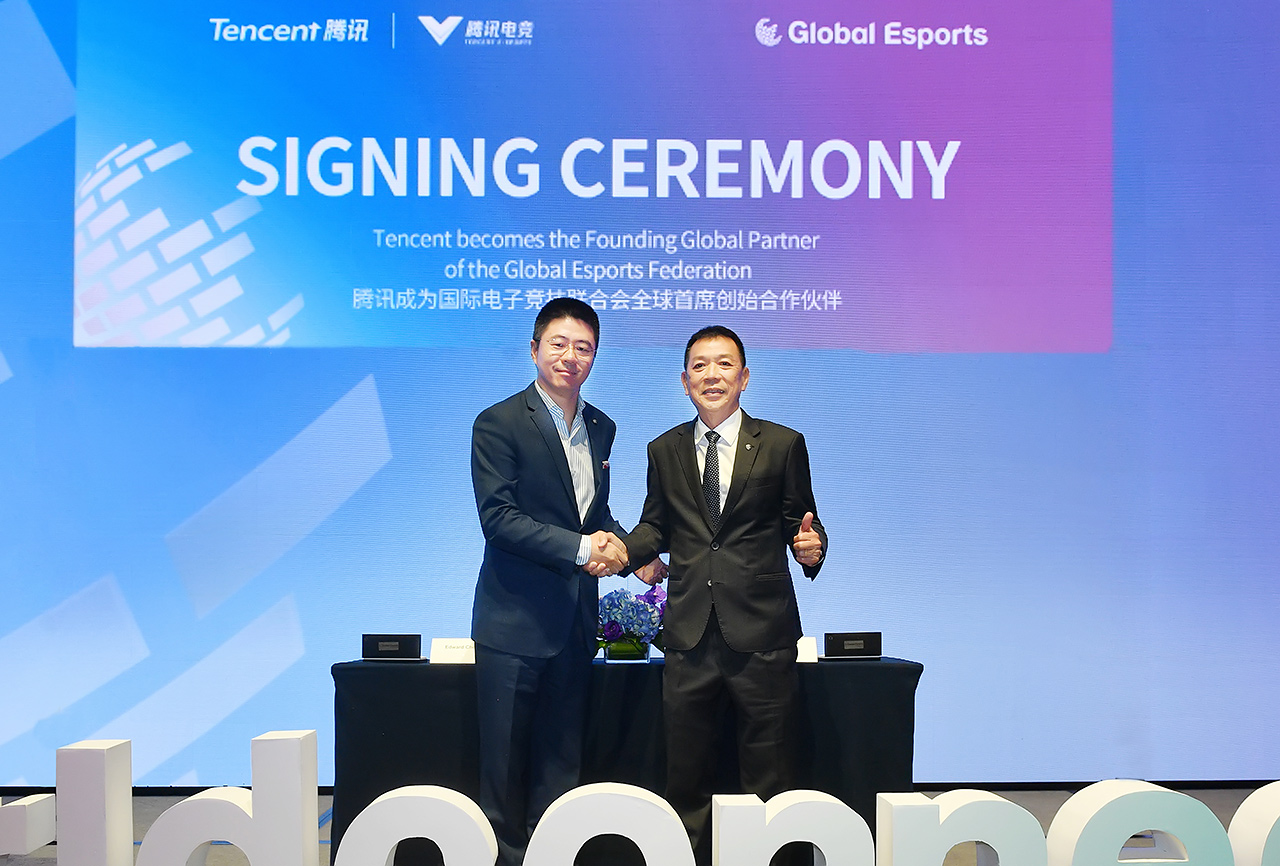 From Left Edward Cheng Vice President of Tencent and Chris Chan President of Global Esport Federation GEF during the signing ceremony of Tencent as the Founding Partner of GEF.
