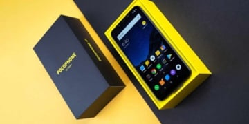 xiaomi pocophone 1 2