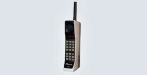 Motorola DynaTAC 8000X Haloo.atea .fi
