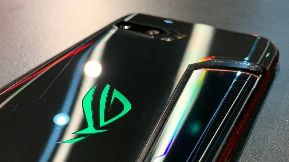ROG Phone 2 will have a switch to tone it down with the gamer UI e1591247599397