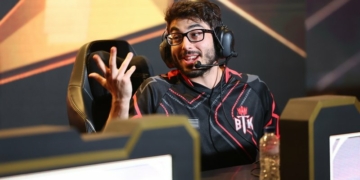 18446014921639724581