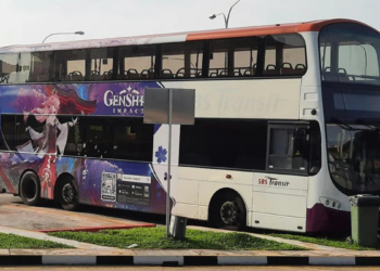 Kreatif, Bus di Singapura ini Dipasang Iklan Genshin Impact
