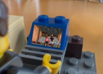 Jalankan Game Doom Melalui Lego