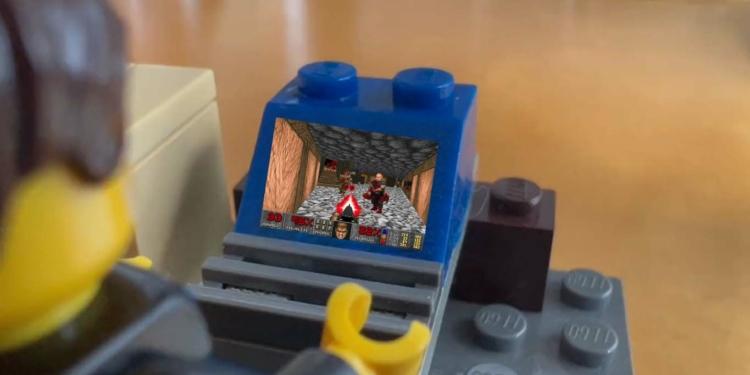 Jalankan Game Doom Melalui Lego