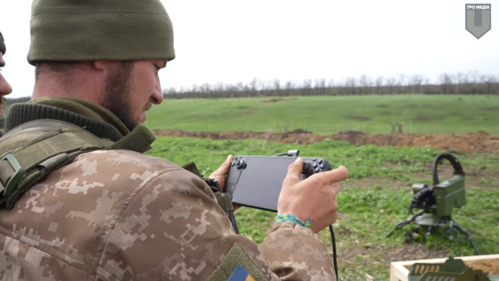 Pasukan Ukraina Gunakan Steam Deck sebagai Modul Penggerak