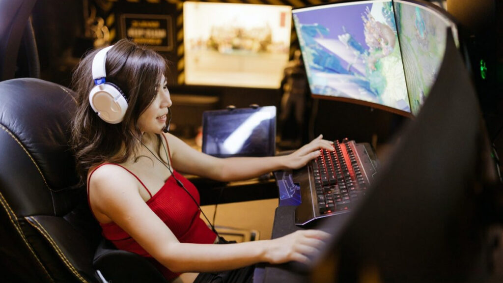 Hal Yang Dilakukan Gamer Cewek Ketika Bermain Video Game