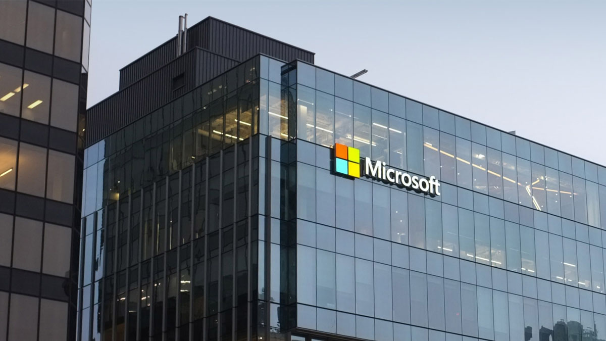 Layanan Microsoft Mulai dari Azure Sampai Outlook Terkena Serangan DDoS