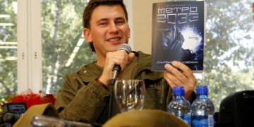 Dmitry Glukhovsky Metro 2033