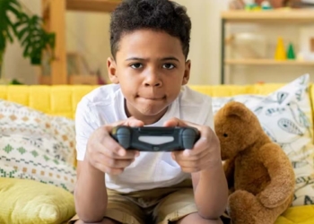 Dampak Bermain Video Game Pada Anak