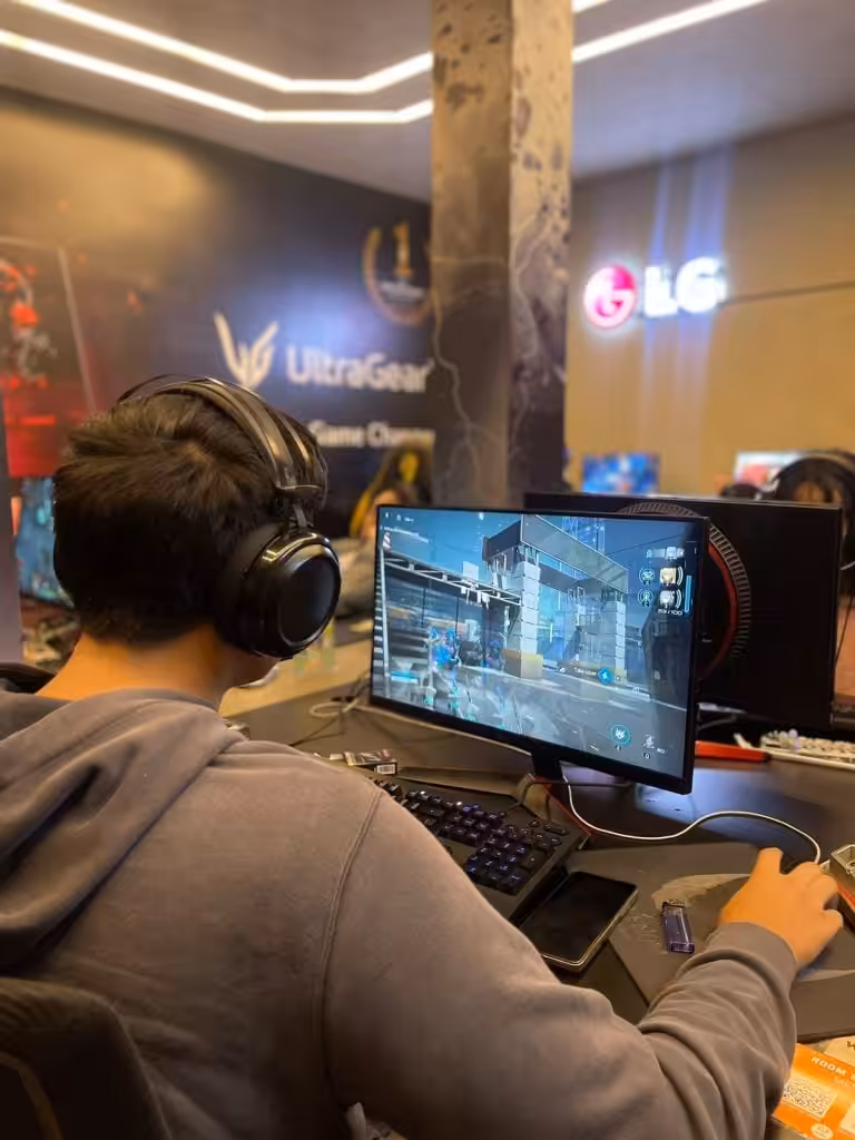 Snowbreak Containment Zone Warnet