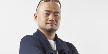 Hideki Kamiya Keluar