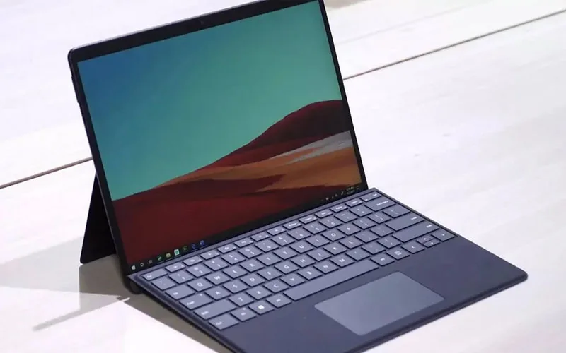 Microsoft Surface Pro 10 Oled