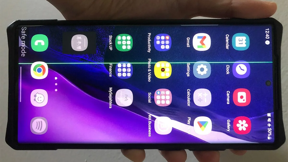 Pengguna HP Samsung di India Bisa Ganti Layar Gratis untuk Kasus Garis Hijau