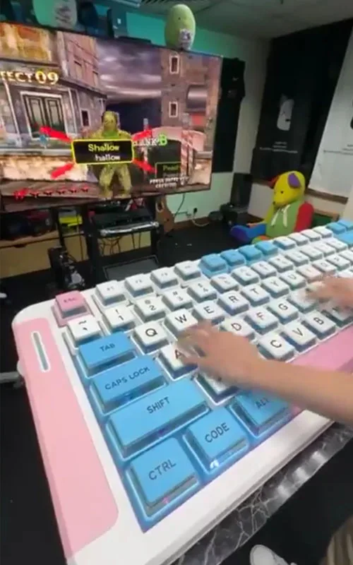 Keyboard Raksasa Typing Of The Dead