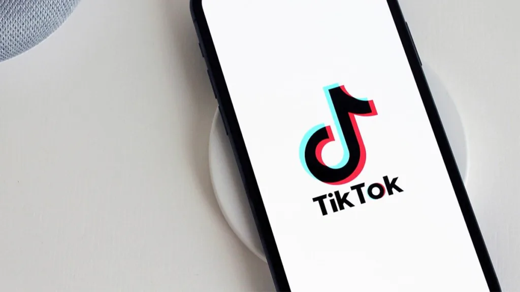 Tiktok Bawa Dampak Buruk