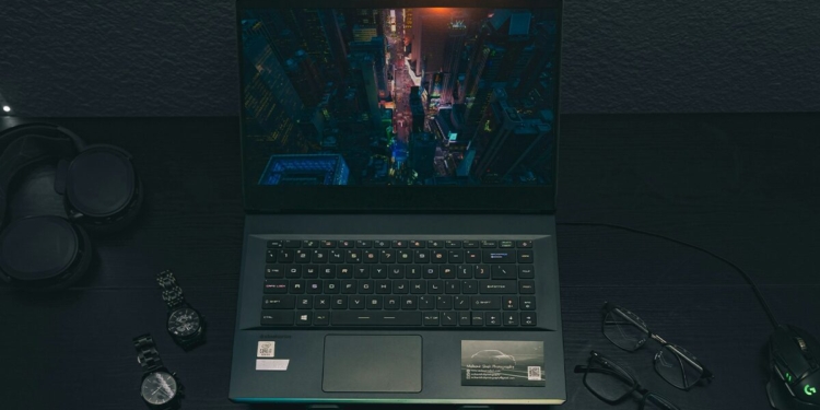 Laptop 12 Jutaan