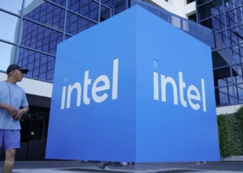 Intel Dilaporkan Menyerah