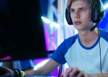 Developer Video Game Remaja