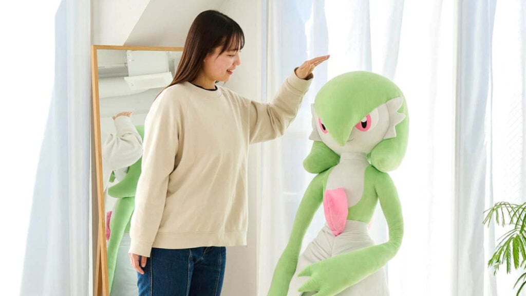 Boneka Life Sized Gardevoir