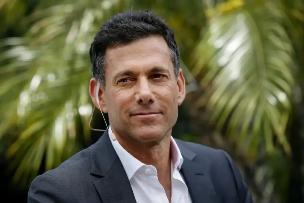 Strauss Zelnick