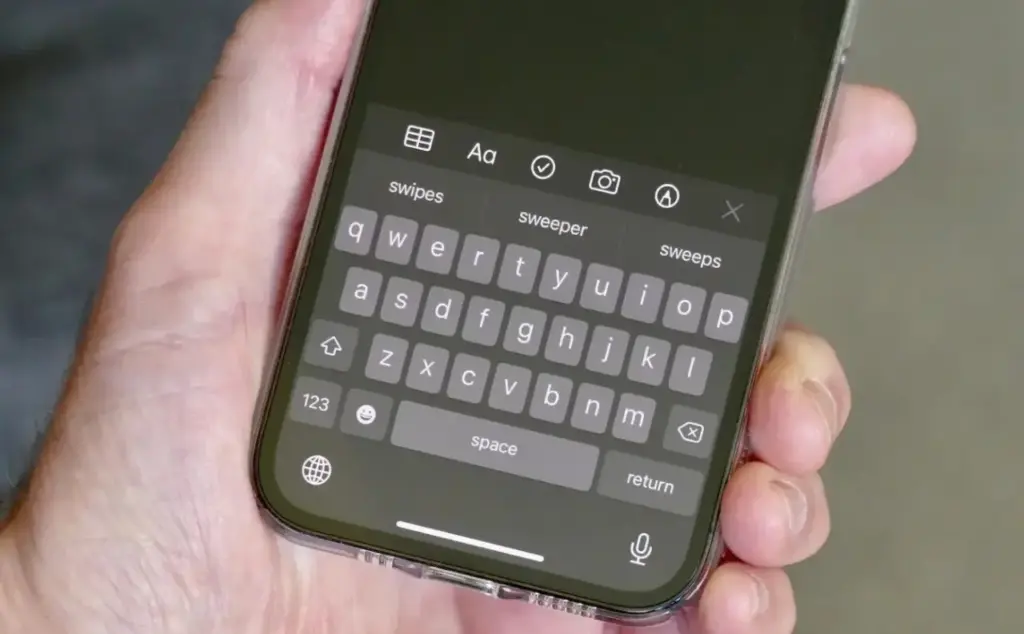 Bug Transkrip di iPhone Gantikan Kata Trump dengan 'Rasis', Begini Tanggapan Apple 2 Image