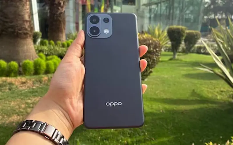 Oppo K13 Mengudara, Bawa Snapdragon 6 Gen 4 3 Desain Oppo K13 2025