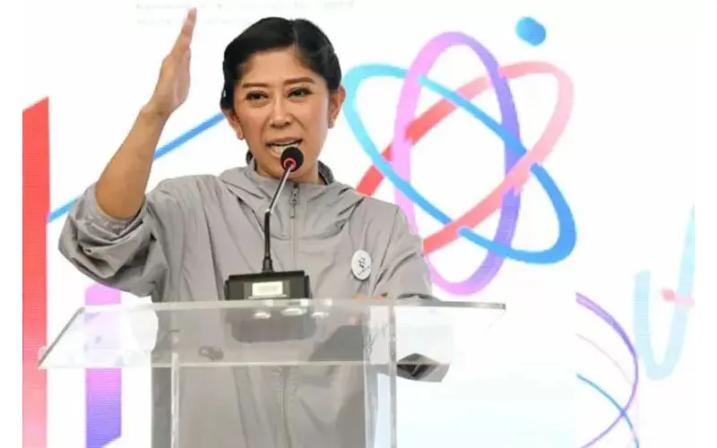Komdigi Minta Masyarakat Beralih Gunakan eSIM, Ini Alasannya 3 Menkomdigi Minta Masyarakat Gunakan Esim