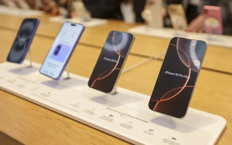 Imbas Tarif Impor Trump, Minat Beli iPhone Justru Meningkat Pesat 2 Penjualan Iphone Justru Meningkat April 2025