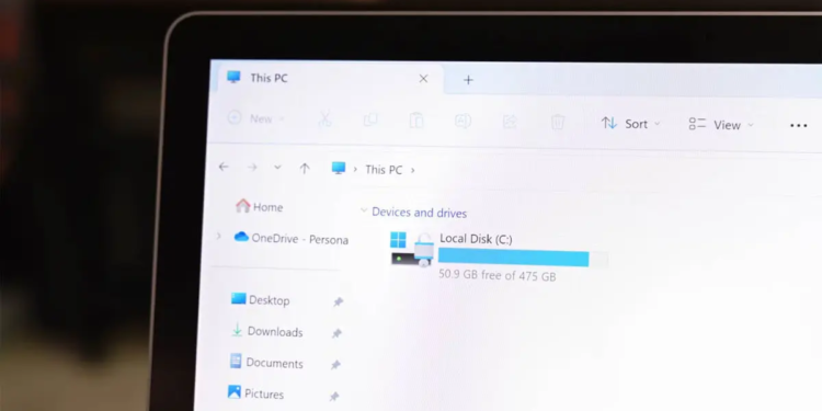 Membagi Partisi hard disk