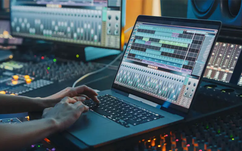 7 Cara Memilih Laptop yang Tepat dan Sesuai dengan Kebutuhan 2 Sulitkah Memilih Laptop 2025