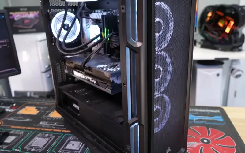 Corsair Vengeance i8200 2025