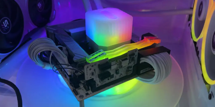 Microwave Disulap Jadi PC Gaming! Tampilan Nyeleneh, tapi Performanya Garang! 1 Microwave Disulap Jadi PC Gaming