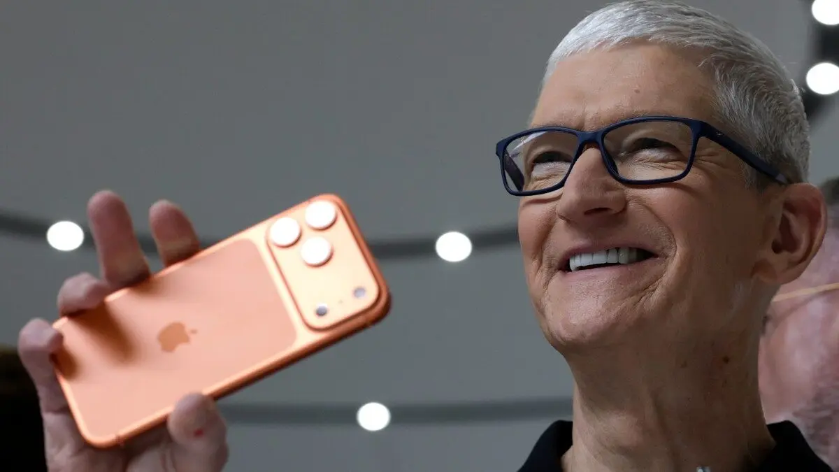 Apple Dirumorkan Bakal Ganti CEO Tahun Depan, Siapa Penerus Tim Cook?