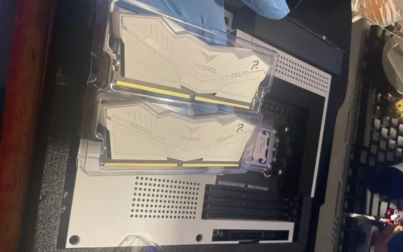 Penjualan Motherboard Turun RAM 2025