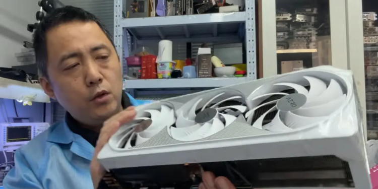 Oknum Ini Jual RTX 3060M Sebagai RTX 4080, Imbas Harga RAM Mahal? 1 RTX 3060M 2026