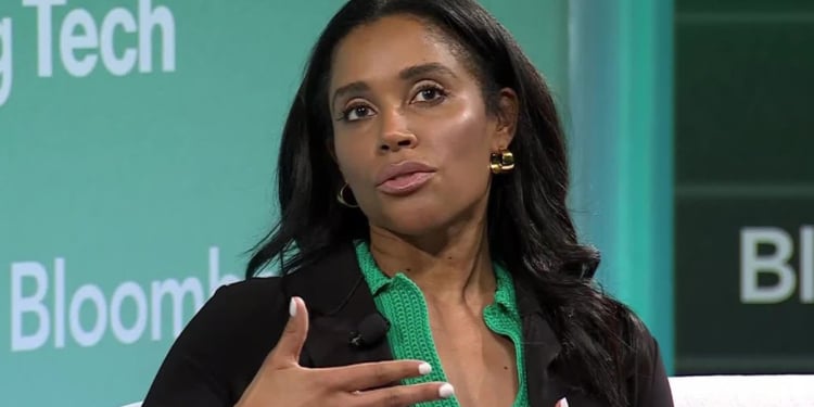 Karyawan Xbox Sebut Sarah Bond Sebagai Orang yang "Sulit Diajak Kerja Sama" 1 Karyawan Xbox Sarah Bond