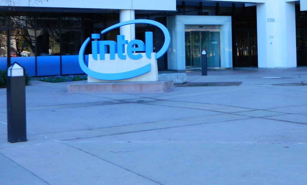 intel sebut kelangkaan cpu