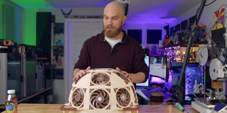 Modder Ini Ciptakan SuperDome, Modifikasi Unik yang Bikin Suhu PC Lebih Adem! 1 SuperDome PC 2026