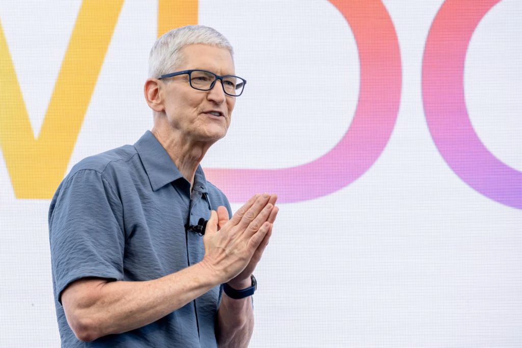 ceo pome tim cook