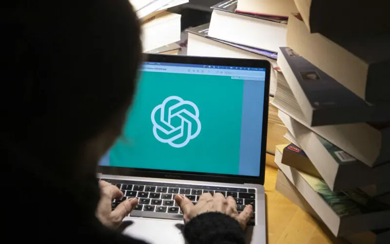 Percakapan Pengguna di ChatGPT Dibaca Manusia Lalui Project Lily, Ini Alasan OpenAI! 4 Percakapan Di Chatgpt Dipantau