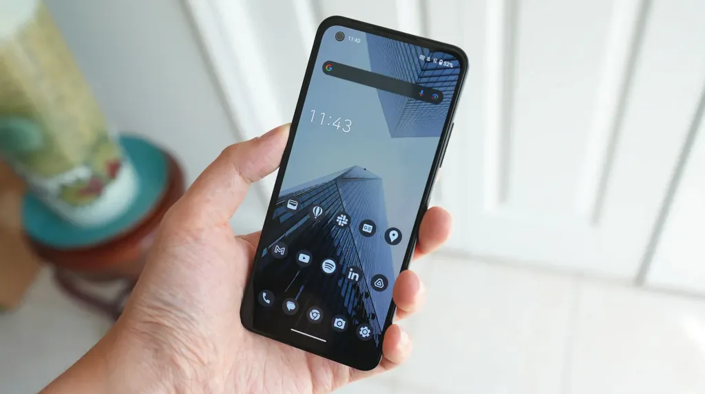 Mengapa Smartphone Compact Sudah Mulai Punah? 4 smartphone compact
